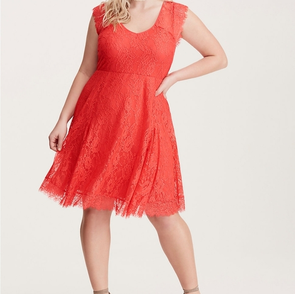 Torrid Sz1 Coral Floral Lace Skater Dress NWT - Picture 1 of 8